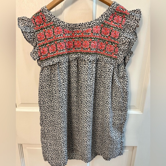 THML Top - Black and White Leopard with Pink Floral Embroidery Size XS - EUC - Picture 1 of 4